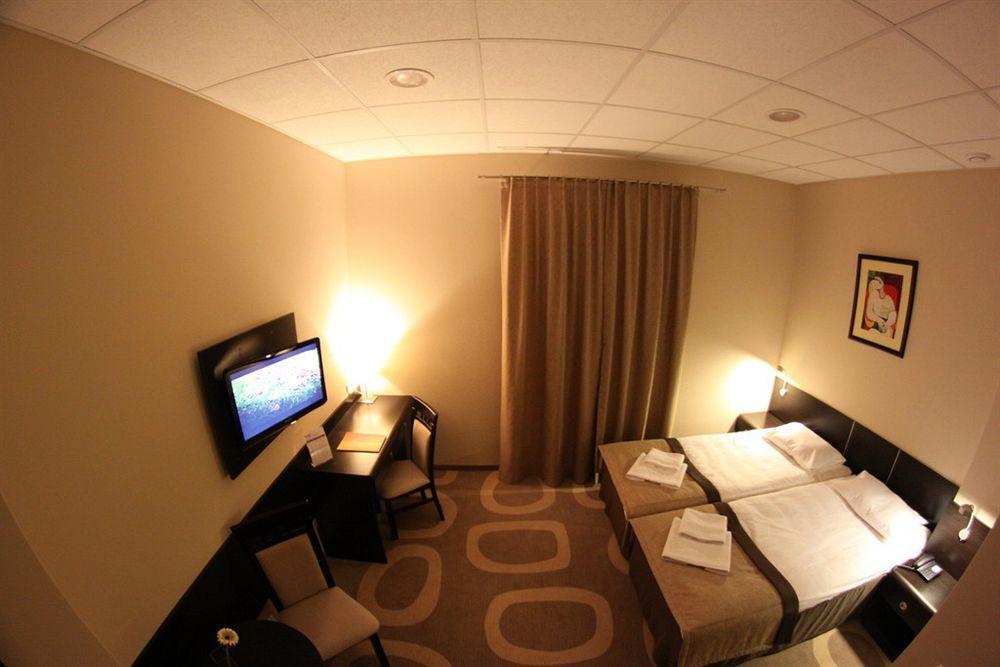 Hotel Picaro Stok Łagów Eksteriør billede